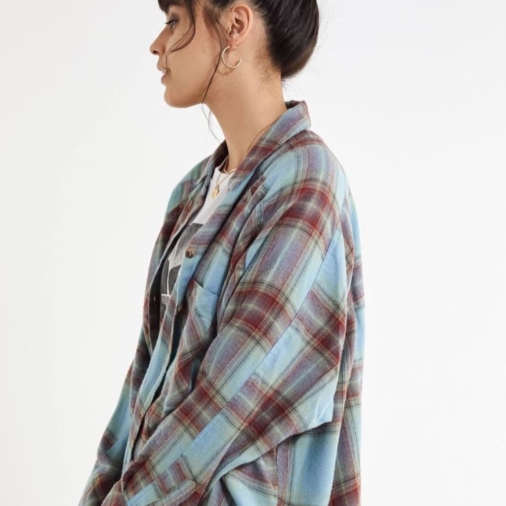 UO Brendan Drapey Flannel Button-Down Shirt